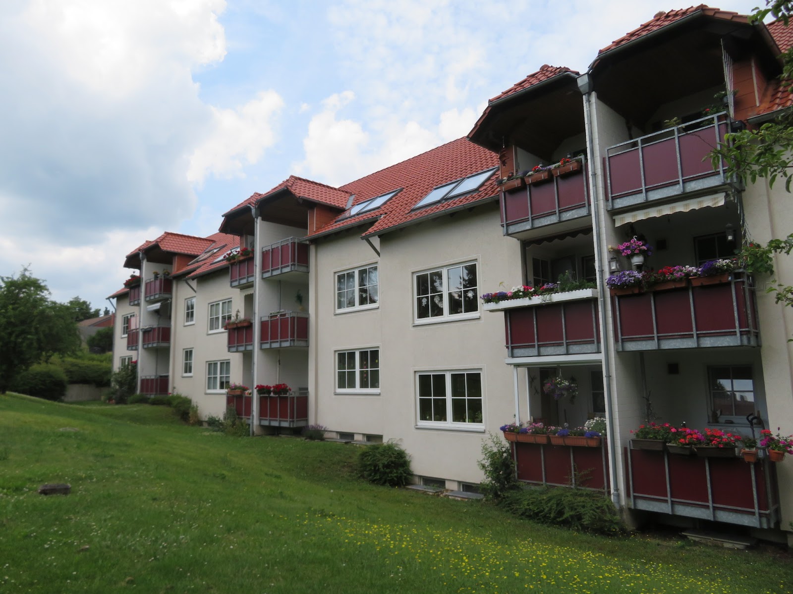 Außenansicht (2) Außenansicht (2)
