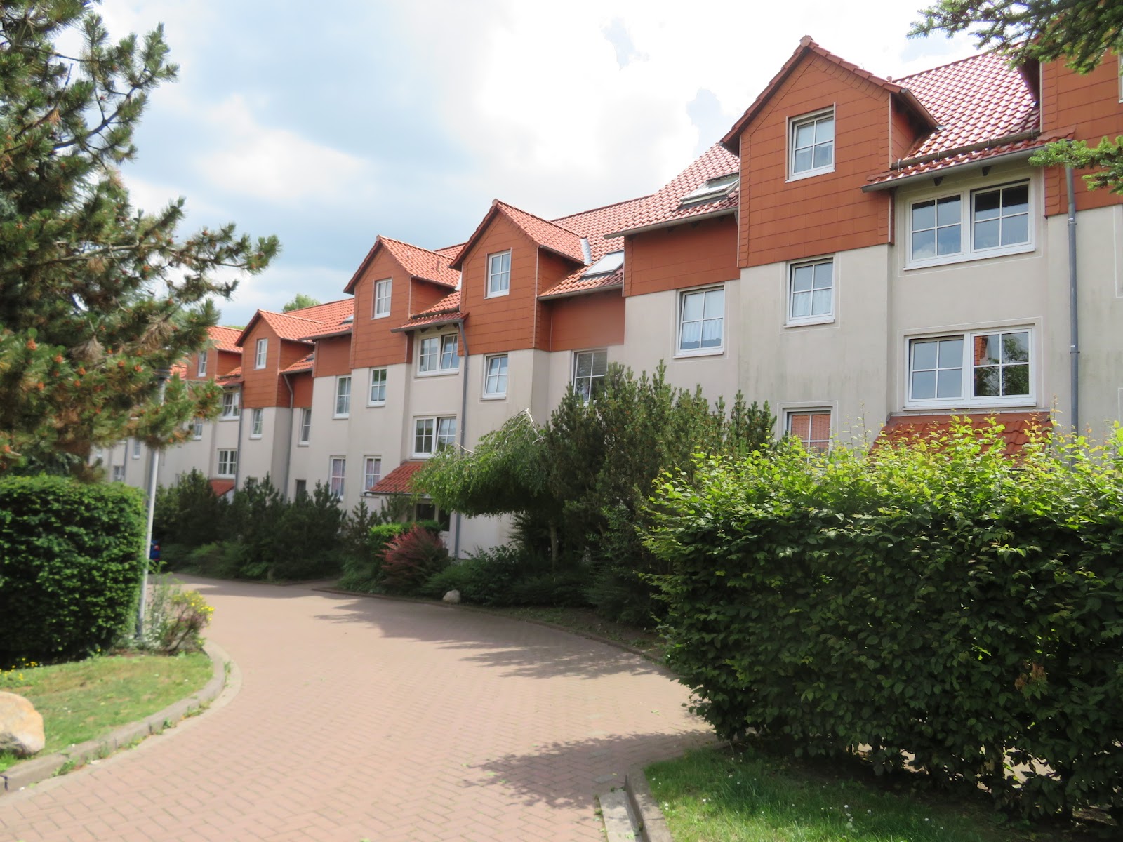 Schöne 2-Zimmer Wohnung mit Dusche und Balkon